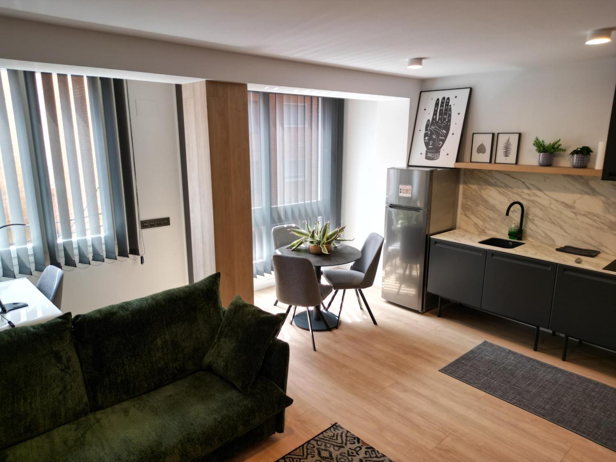 Apartaments Turistics Cardona IV Ngoại thất bức ảnh